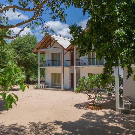 Pigeon Island Beach Resort Nilaveli Exterior foto